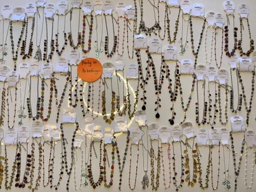 Partij mooie MKM Design kettingen.   (Partij 47)