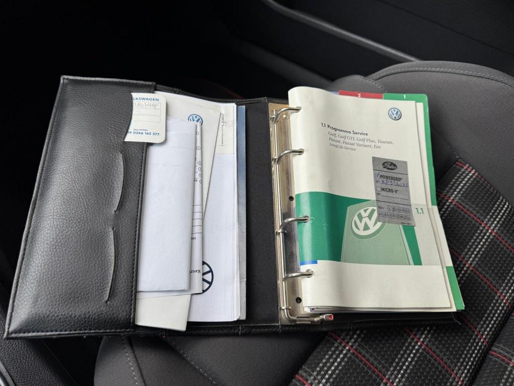 Volkswagen Golf 2.0 tfsi gti