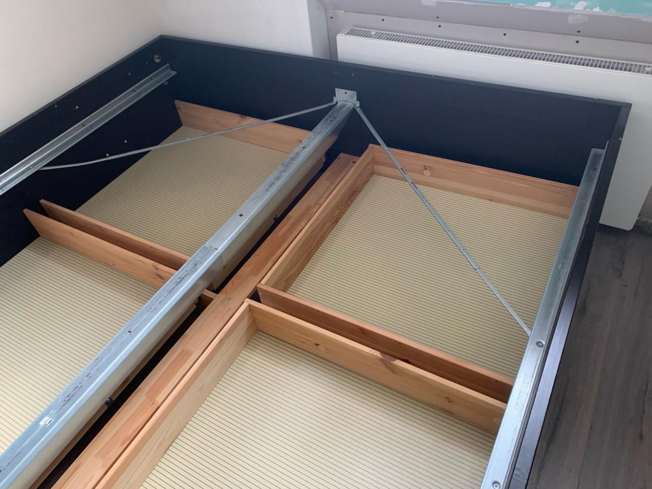 Tijdloos massief grenen bed 200x160