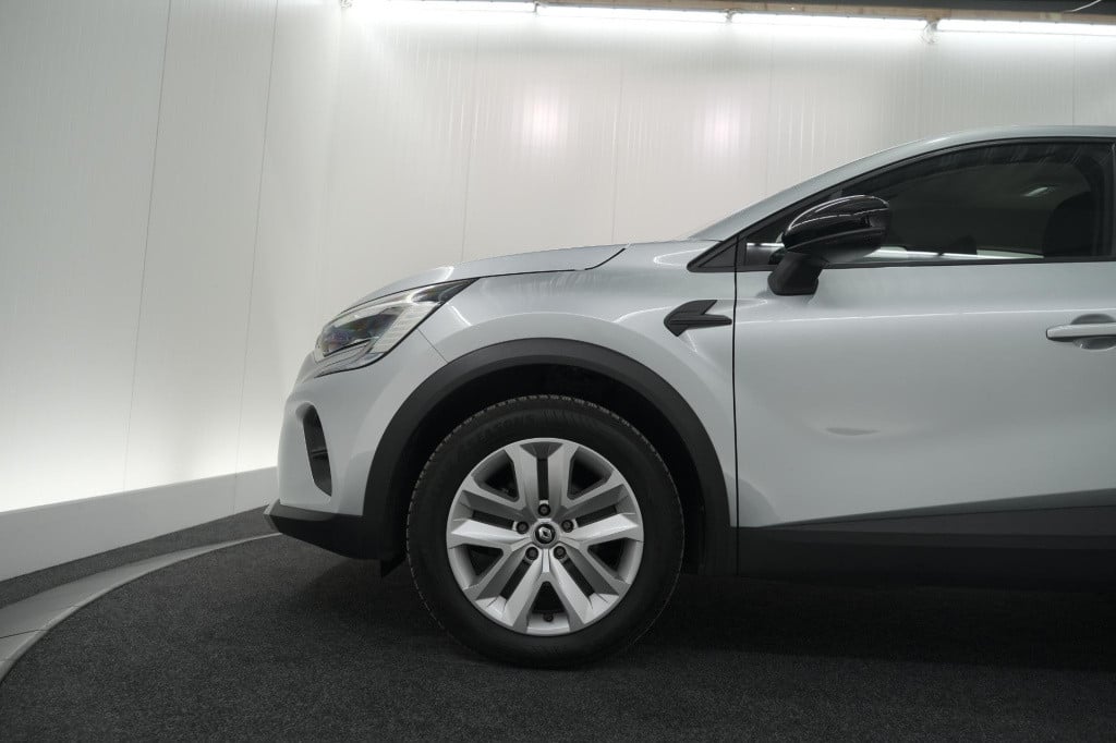 Renault Captur tce 90 evolution | parkeersensoren | navigatie | allseason b