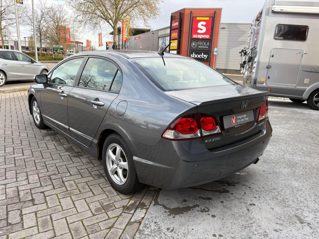 Honda Civic 1.3 hybrid