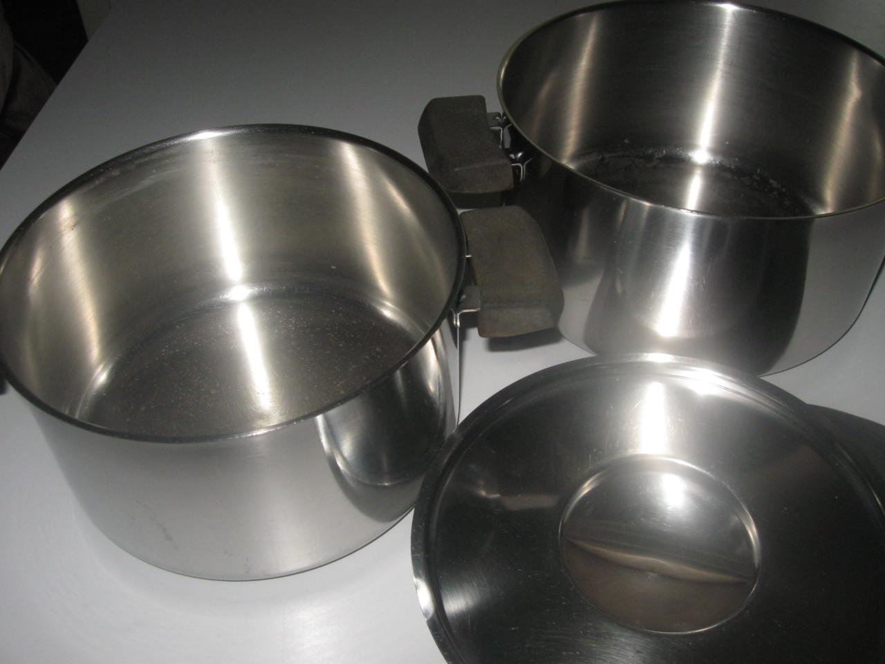 2 Kookpannen + 2 steelpannen