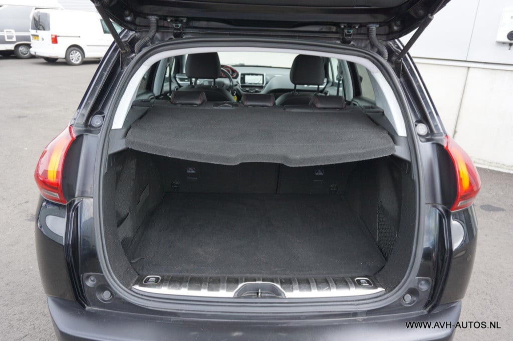 Peugeot 2008 1.2 puretech gt-line automaat