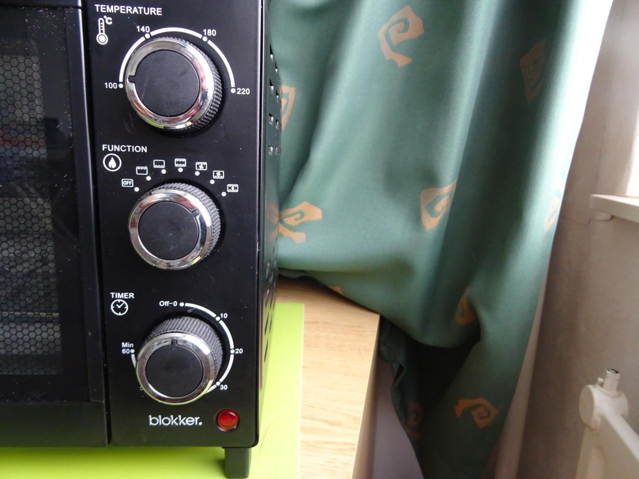 Oven