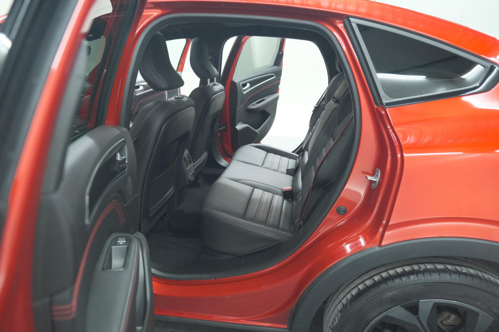 Renault Arkana mild hybrid 140 edc r.s. line | schuif-/ kanteldak | camera 