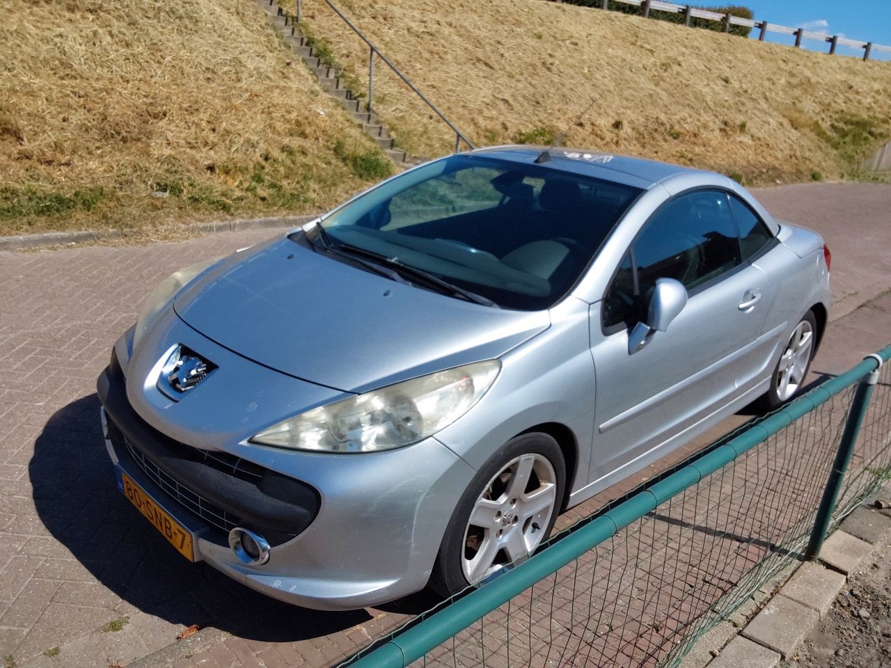 Auto