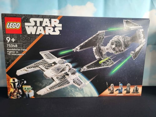 LEGO 75348 Star Wars The Mandalorian Fang Fighter vs TIE Interceptor
