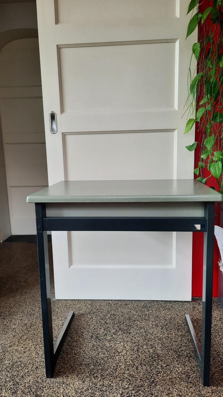 Groen bureau Vintage 70X75x50cm