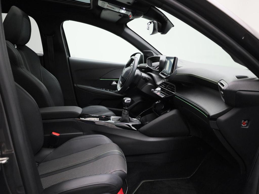 Peugeot 208 1.2 puretech 100 gt line | panoramadak | half-leder | navigatie