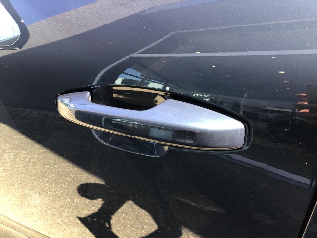 Volvo Ex40 extended range ultra dark europa