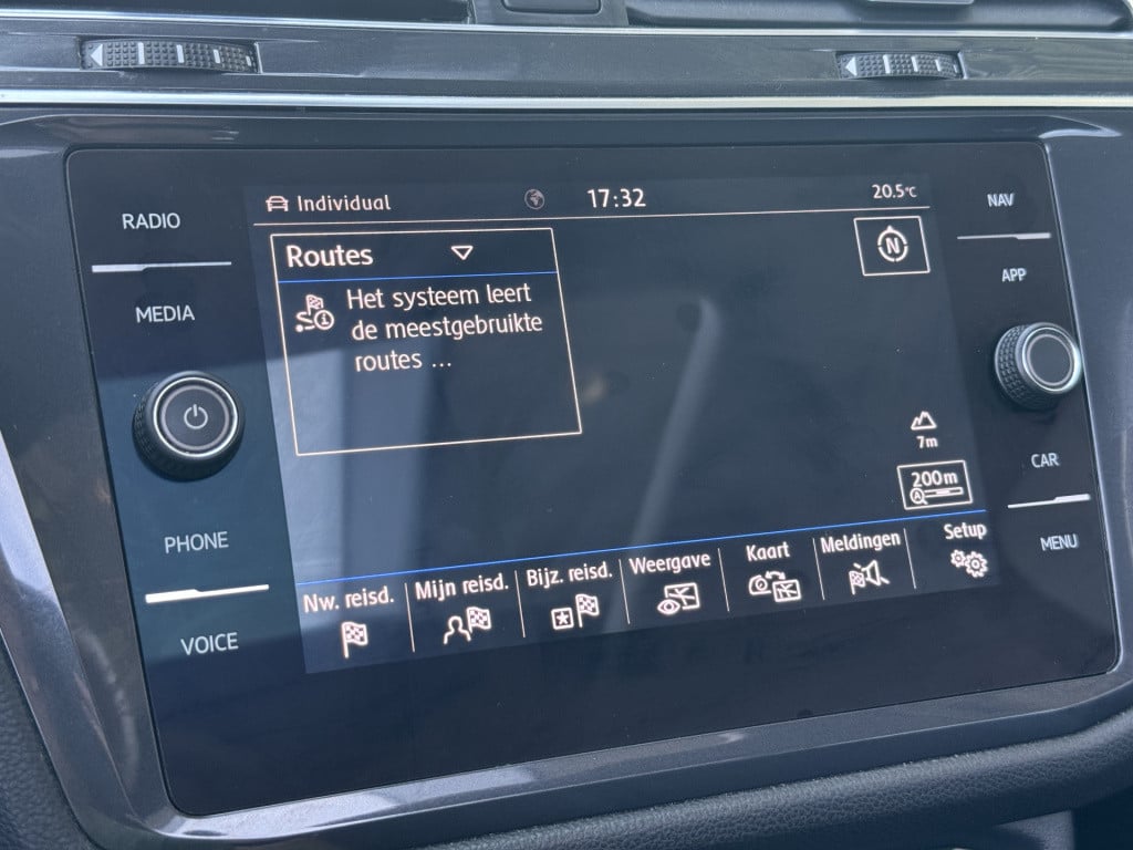 Volkswagen Tiguan Allspace 1.5 tsi comfortline business 7p. | vc | pano | 3