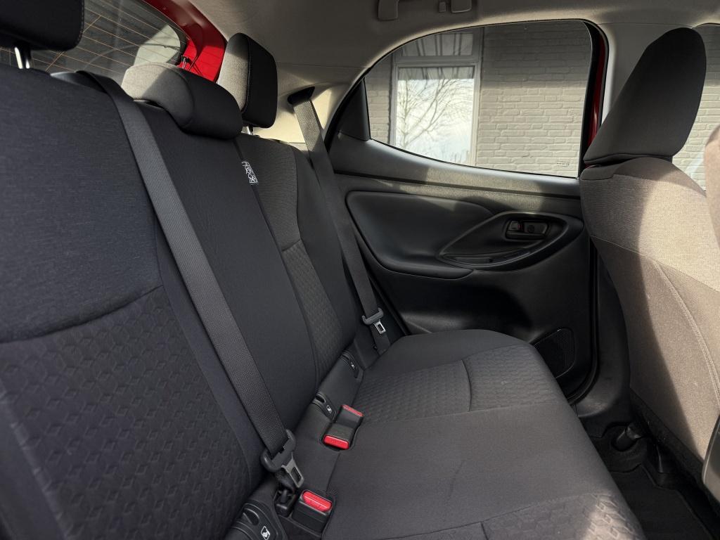Toyota Yaris 1.5 hybrid 115 bns