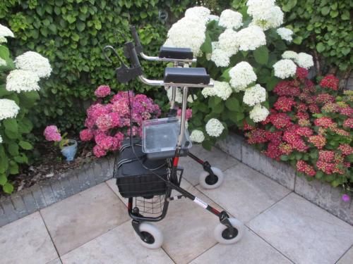 Zgan Premis Provo opvouwbare rollator met onderarmschalen