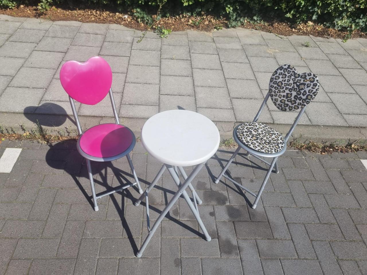Tuinset zwart 4 x Stoel & 1 x Tafel ( opklapbaar ) Demontabel