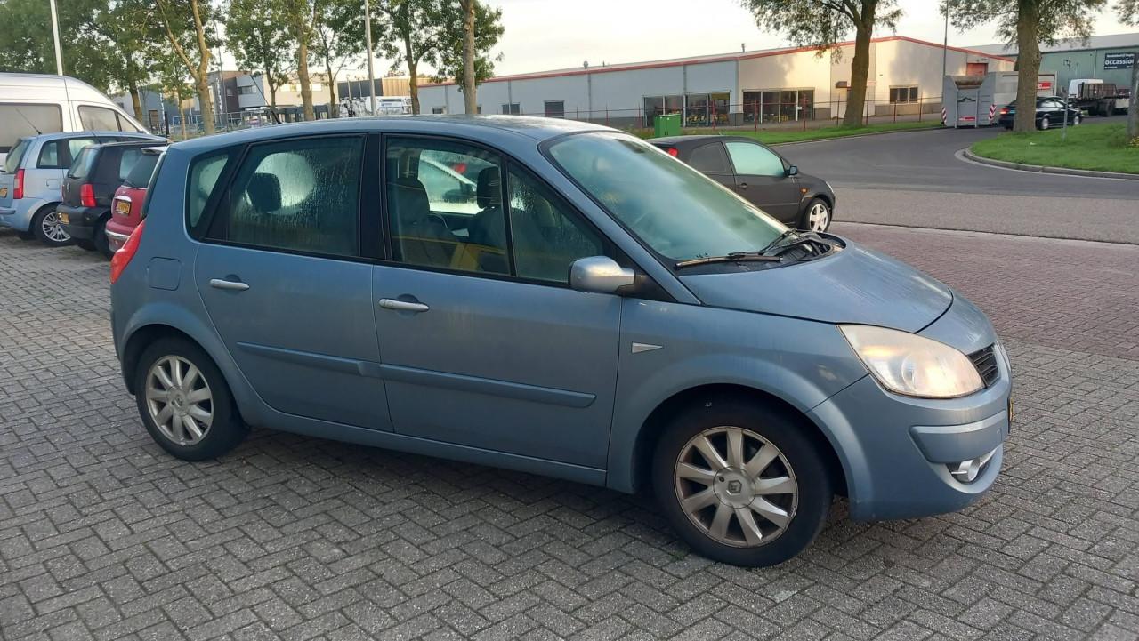 Renault SCENIC 1.6 16V Tech Line AUTOMAAT bj:2007 airco apk 2027