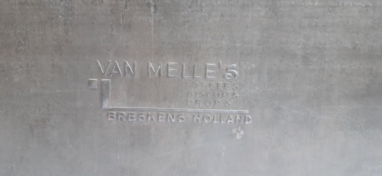 Art deco blik van Melle suikerwerken Breskens