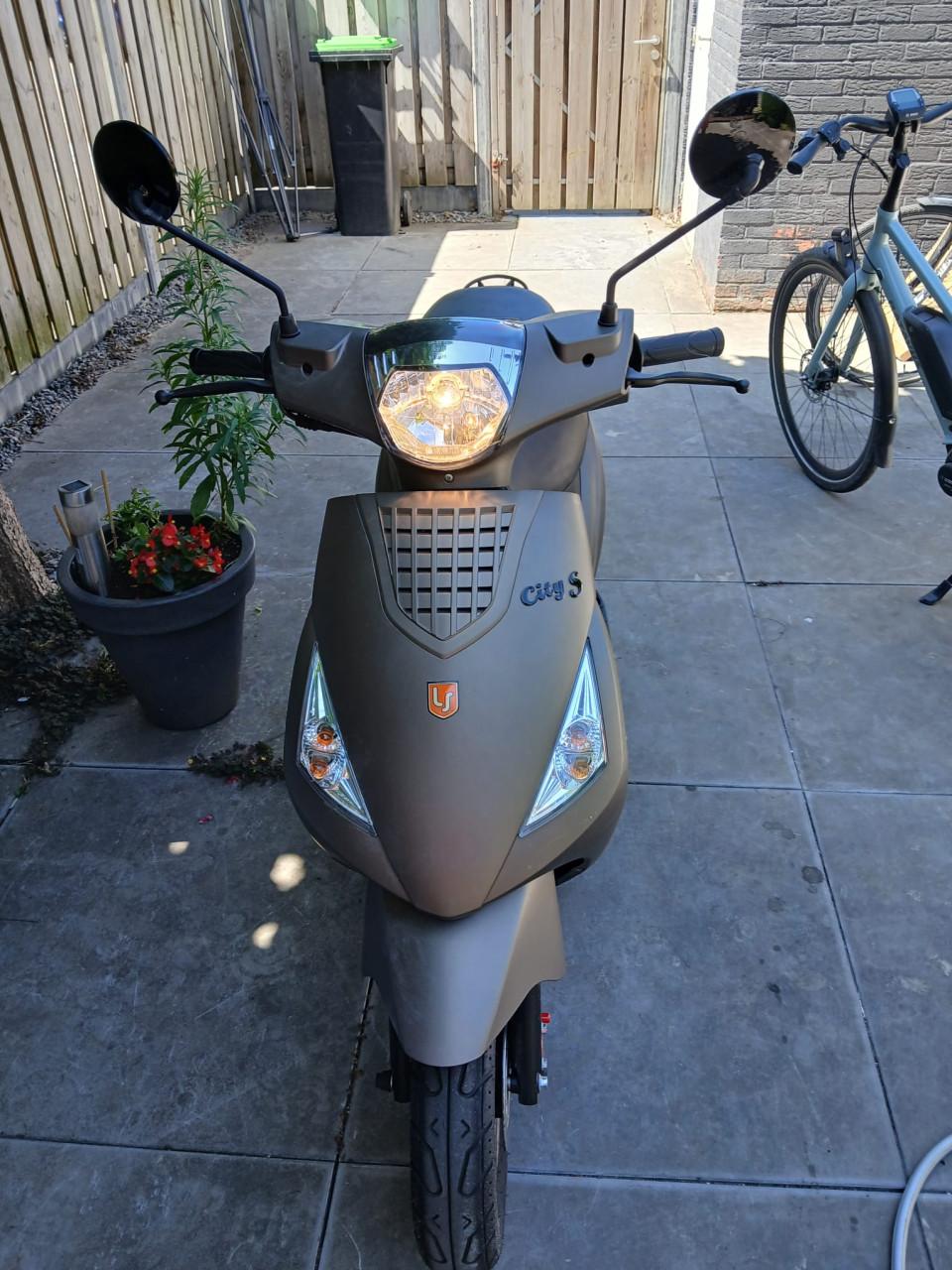 Scooter La Souris City S Titanium