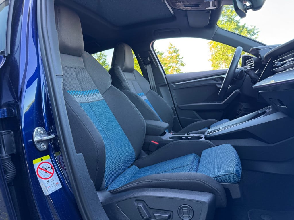 Audi A3 sportback 45 tfsi e s edition competition * panoramadak * virtual c