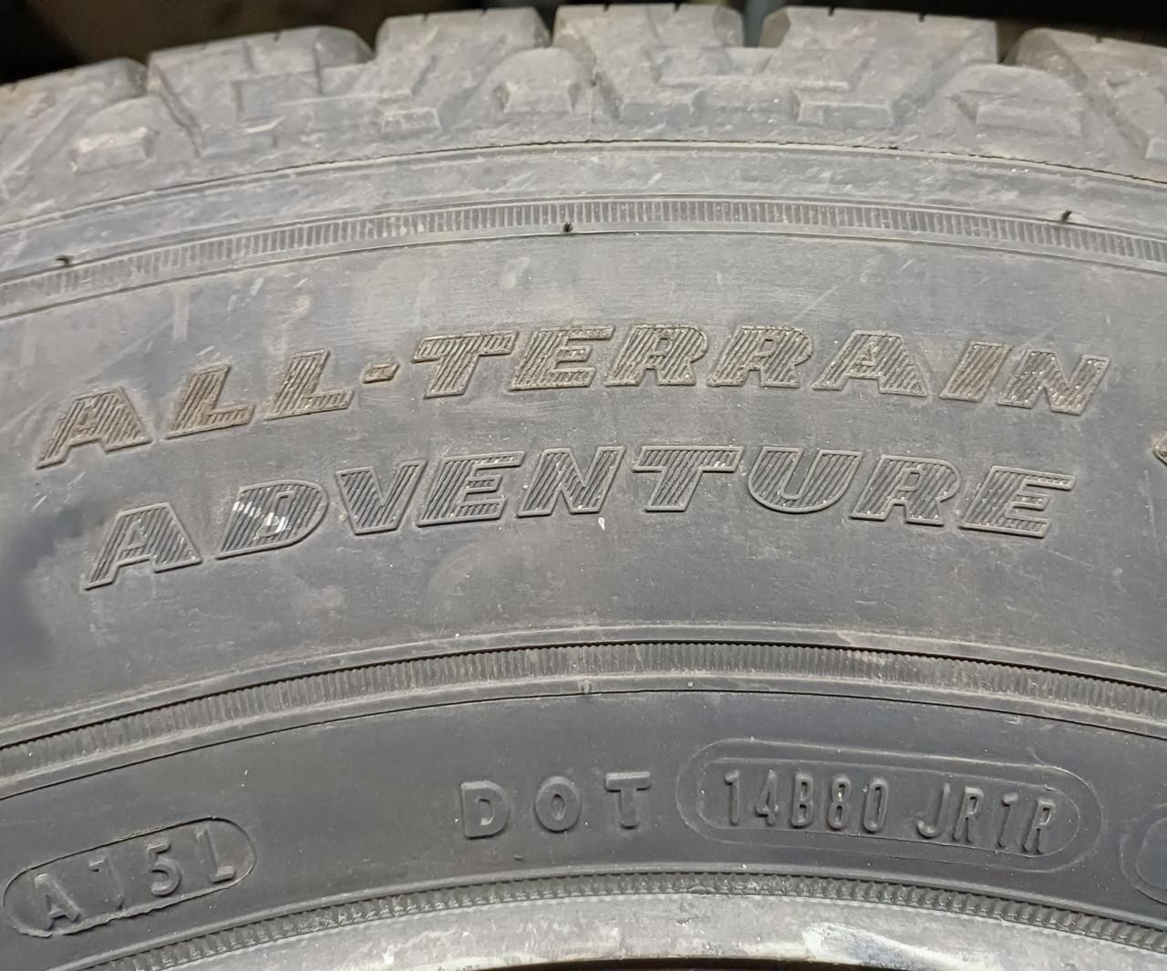 Mercedes AMG velgen met Goodyear terreinbanden