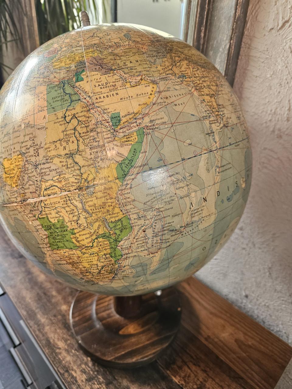 Vintage grote Politische Erdglobus - Paul Räth Nachf Leipzig, grote bol