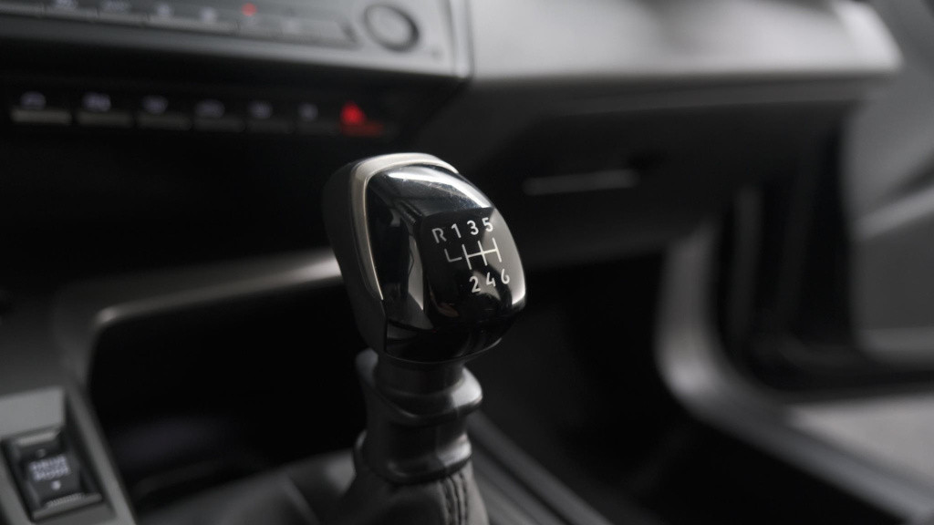 Peugeot 308 sw puretech 110 active pack business | apple carplay | parkeers