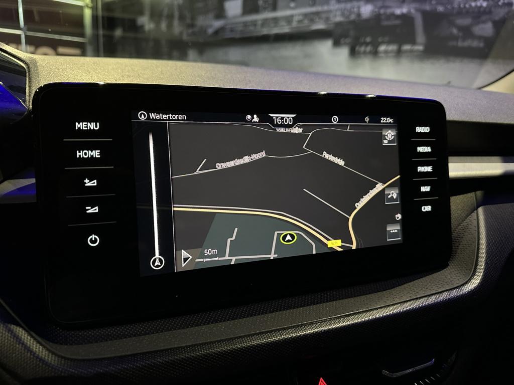 Skoda Fabia 1.0 tsi ambition *led*navi*appconnect*