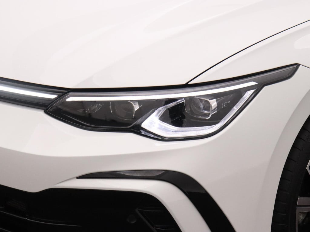 Volkswagen Golf 1.5 etsi r-line business | camera | navigatie | apple carpl