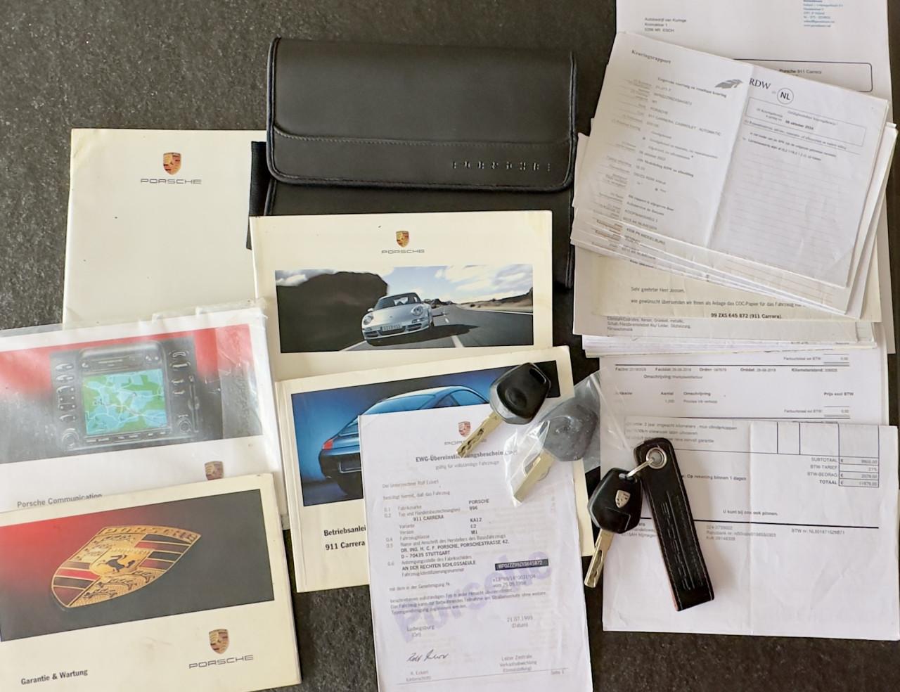 Porsche 996 cabriolet  3.4 tiptronic bj. 1999 met gereviseerde motor, bak