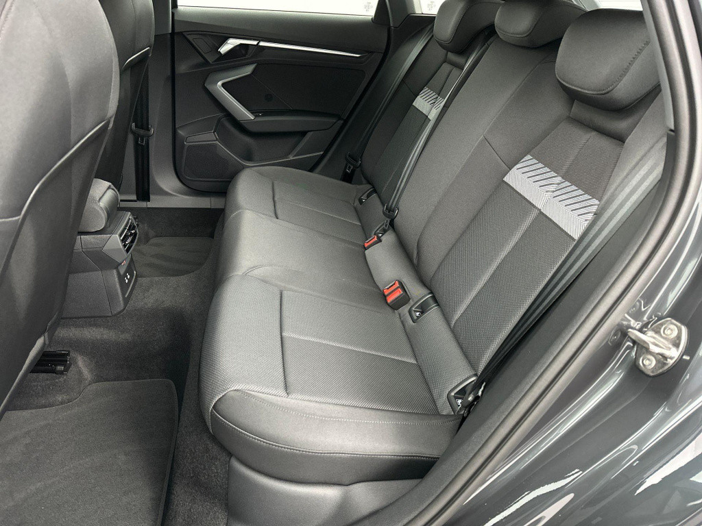 Audi A3 sportback advanced edition 40 tfsi e 150 kw / 204 pk sportba