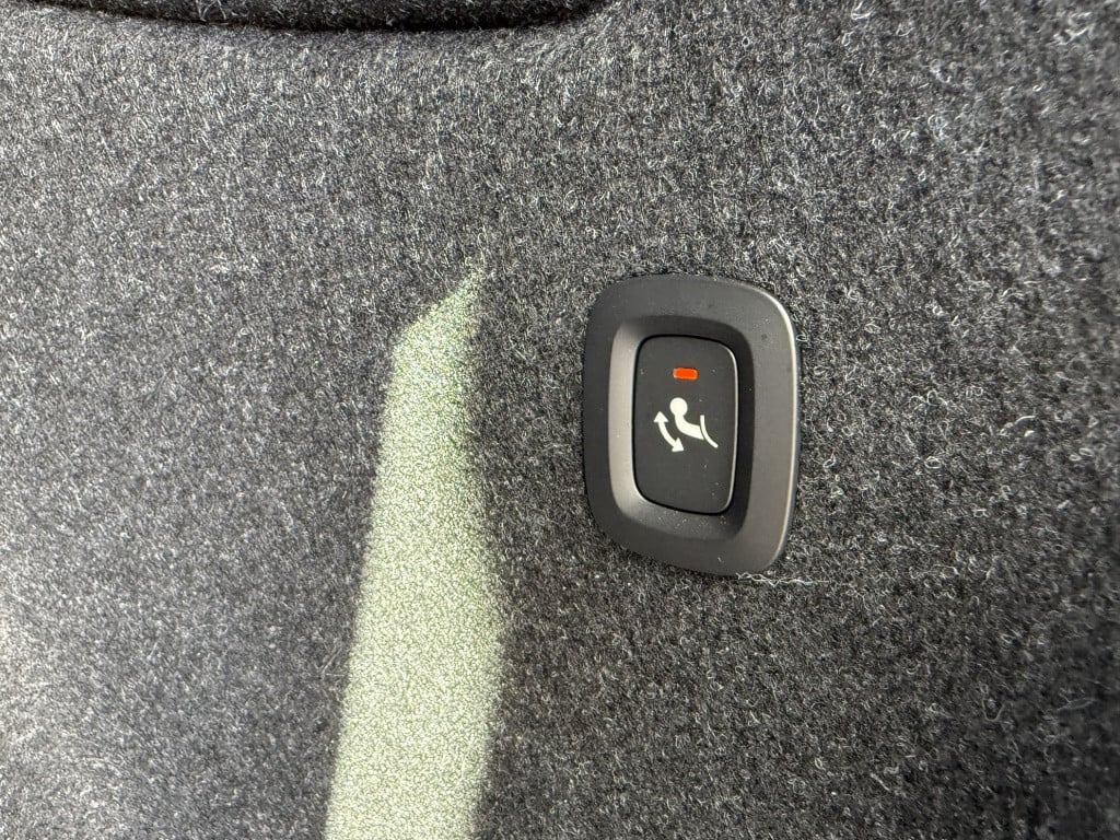 Volvo XC40 2.0 b4 plus dark