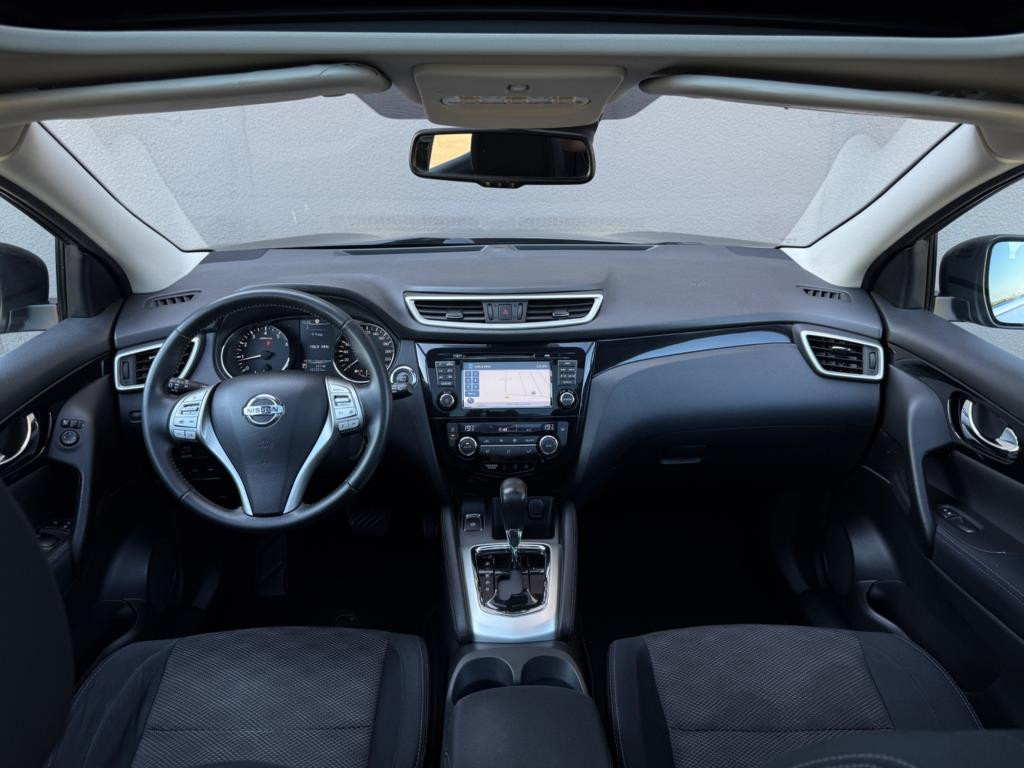 Nissan Qashqai 1.2 connect edition