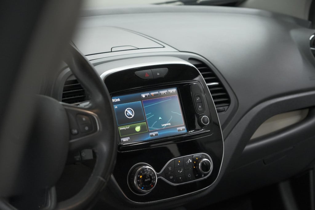 Renault Captur tce 90 intens | camera | navigatie | parkeersensoren | clima