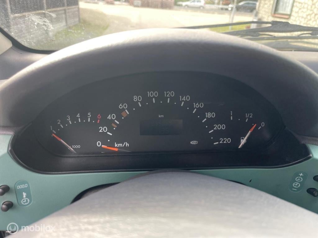 Mercedes-Benz A-Klasse 140 elegance