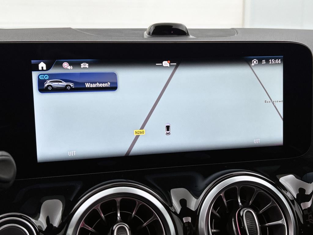 Mercedes-Benz Eqa 250+ business solution amg 71 kwh | nightpakket | panoram