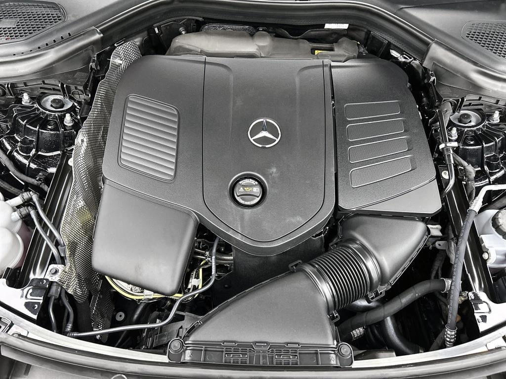 Mercedes-Benz Glc 300e 4matic business solution amg | premium | winterpakke
