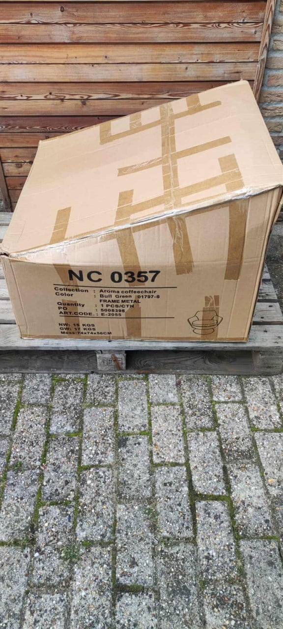 2 x lederen coffeechair Aroma nieuw in verpakking
