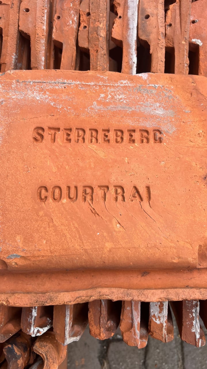 Rode dakpannen Sterreberg Courtrai