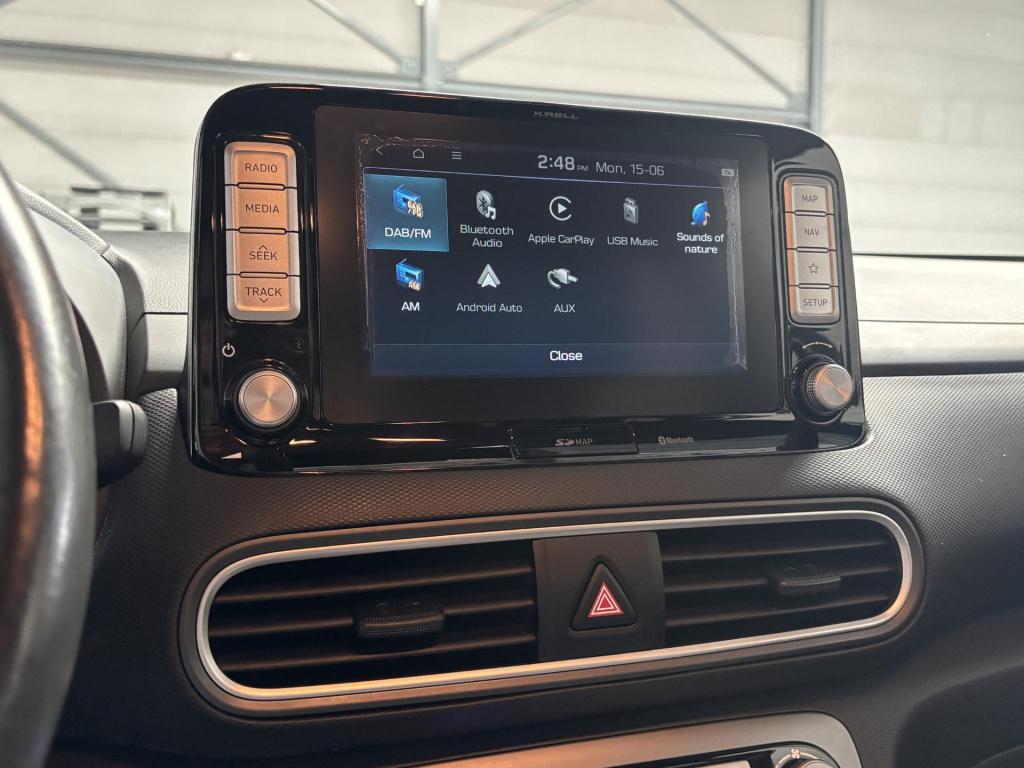 Hyundai Kona ev premium 64 kwh soh 95%