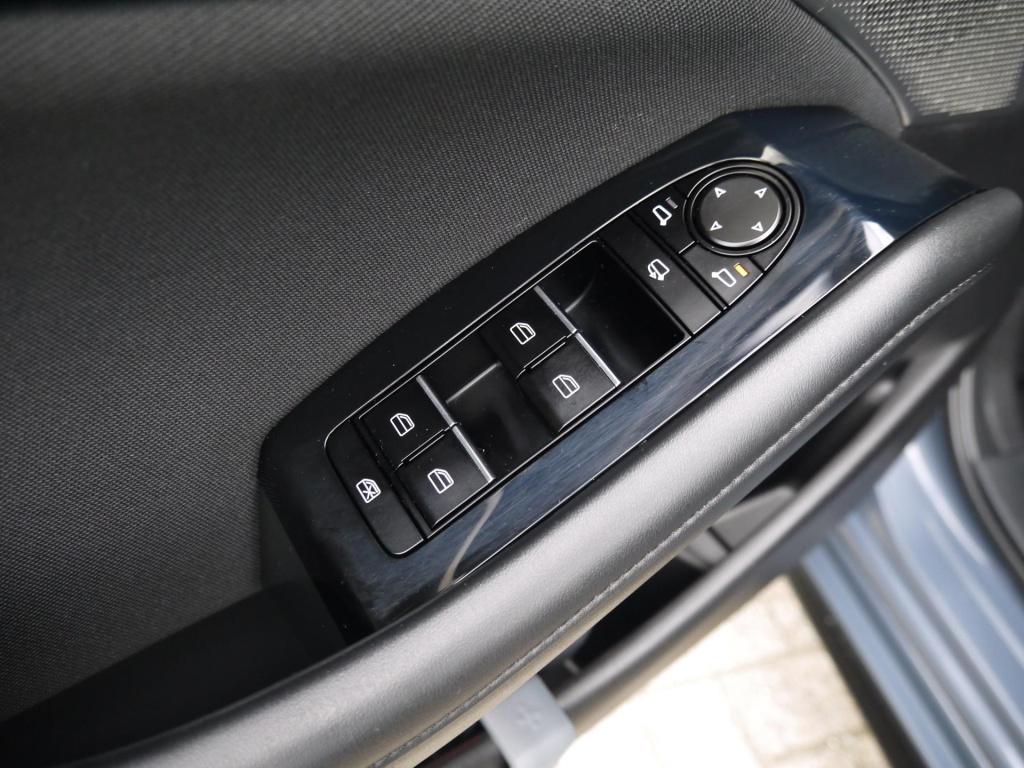 Mazda 3 2.0 e-skyactiv-x m hybrid 180 comfort met bose|trekhaak|rijklaar