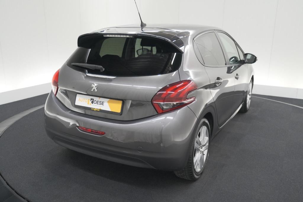 Peugeot 208 puretech 82 signature | parkeersensoren | apple carplay | navig