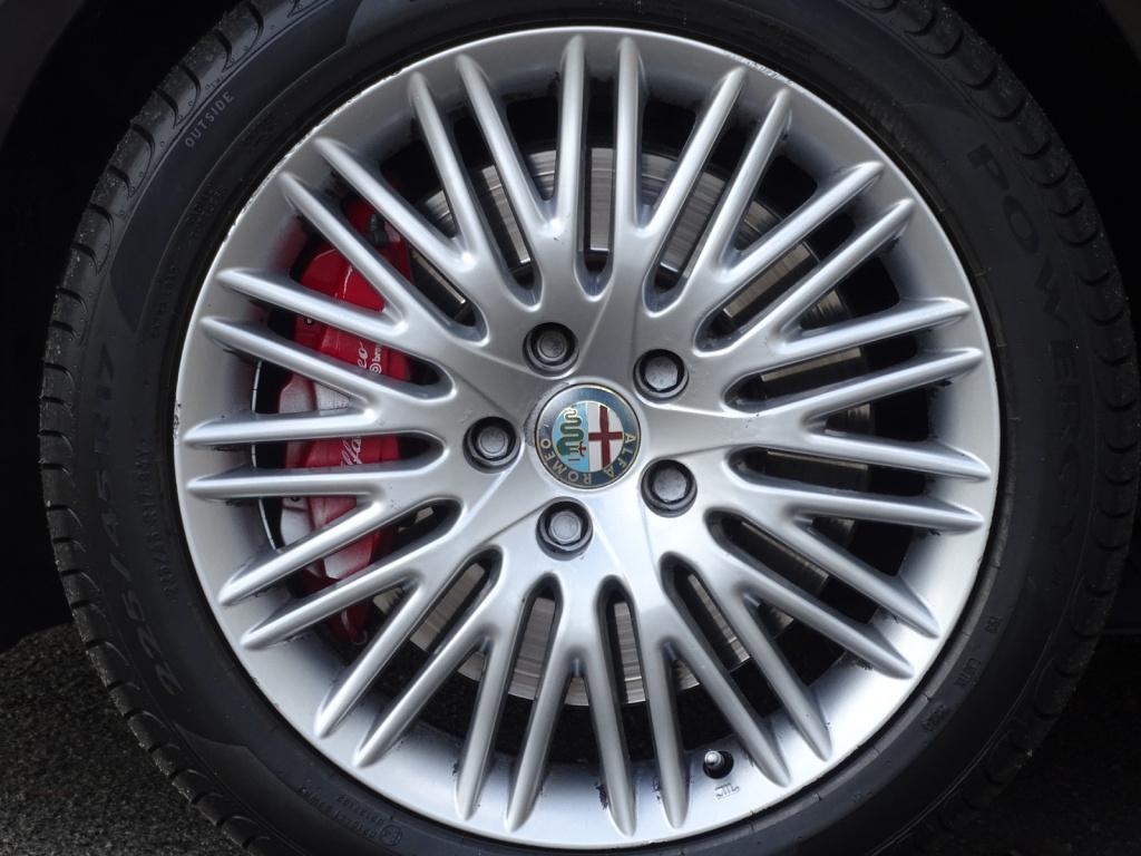 Alfa Romeo Giulietta 1.4 t distinctive leder | navi | 18"