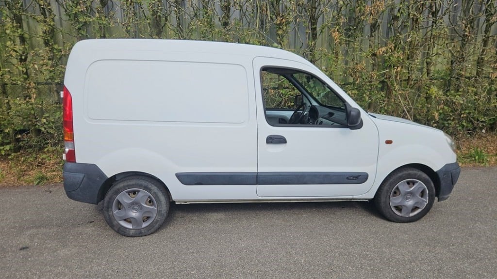 Renault Kangoo 1.6 16v bestel benzine