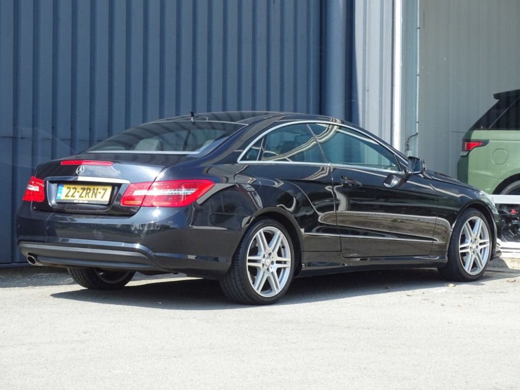 Mercedes-Benz E-Klasse coupé 200 cgi avantgarde amg pakket | harman/kardon 