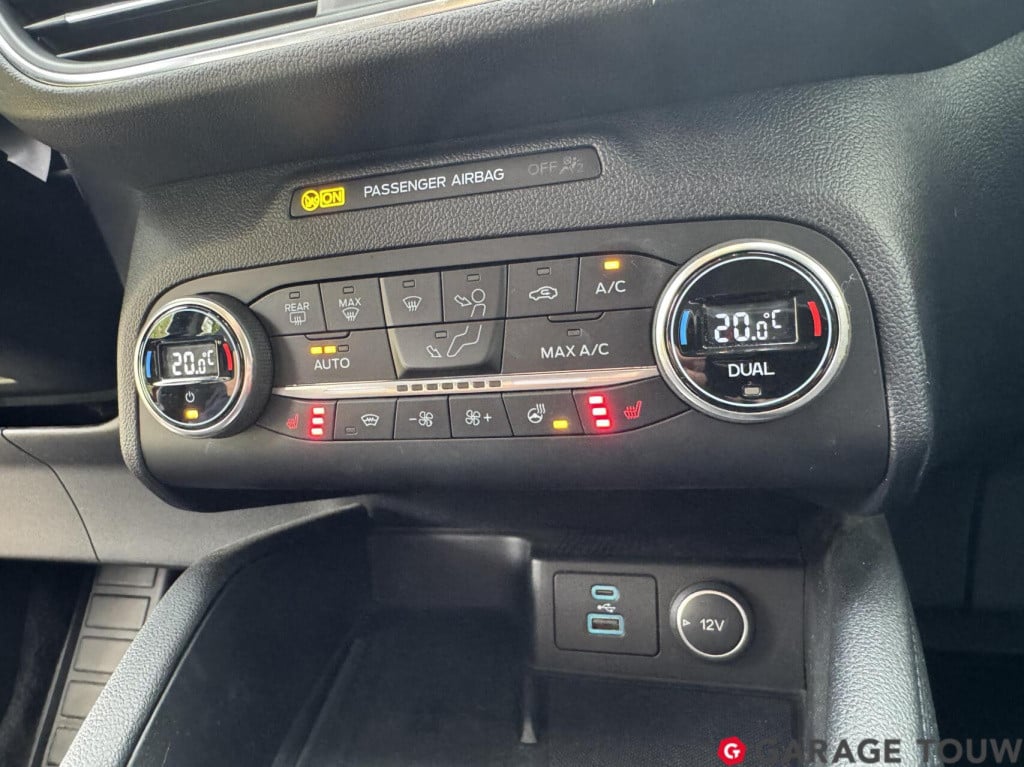 Ford Kuga 2.5 phev titanium