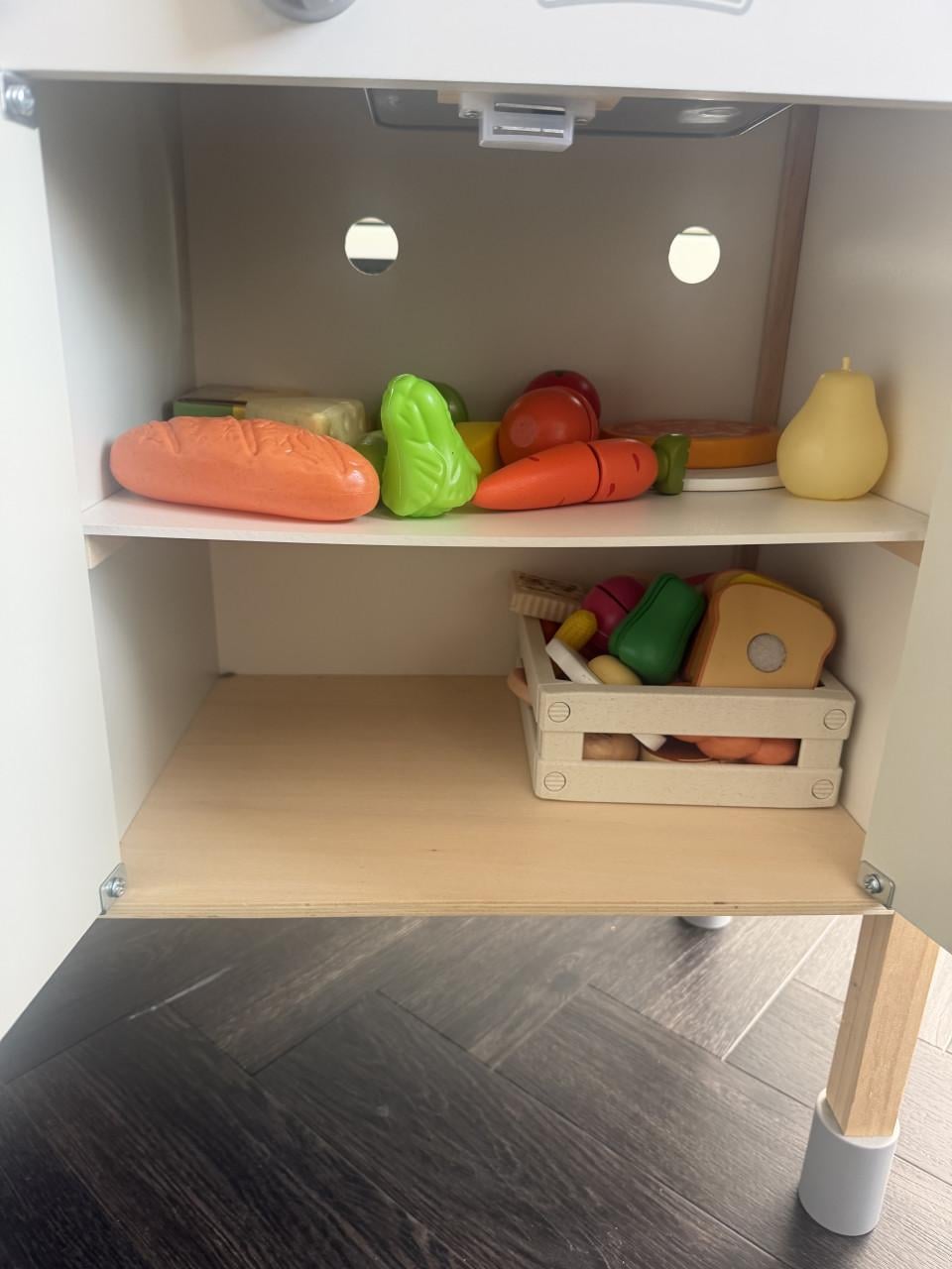Kinder keukentje met toebehoren
