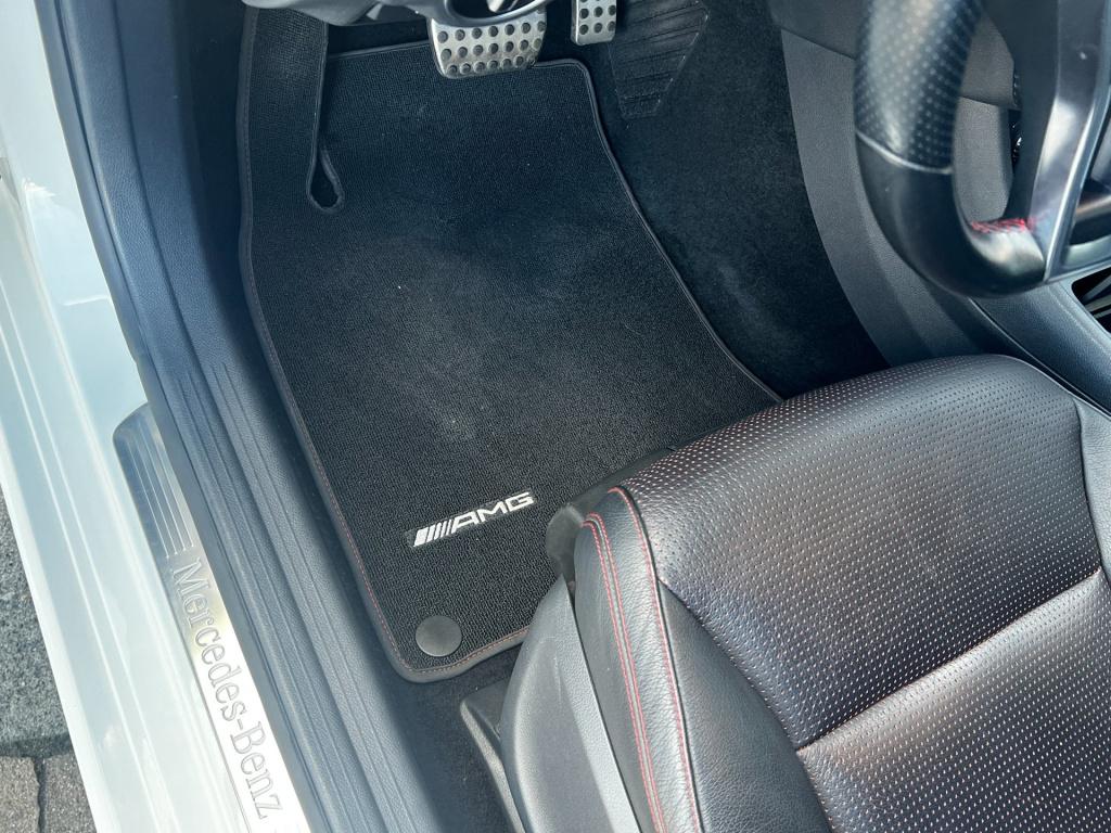 Mercedes-Benz A-Klasse 250 amg prestige, leer, panodak, trekhaak enz...