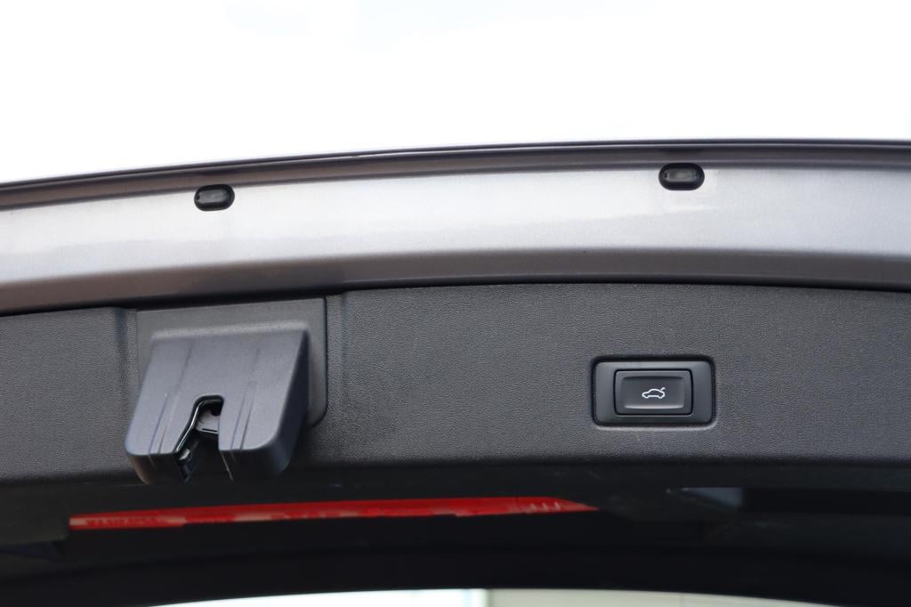 Audi Q4 E-tron 40 advanced edition 77 kwh 204pk