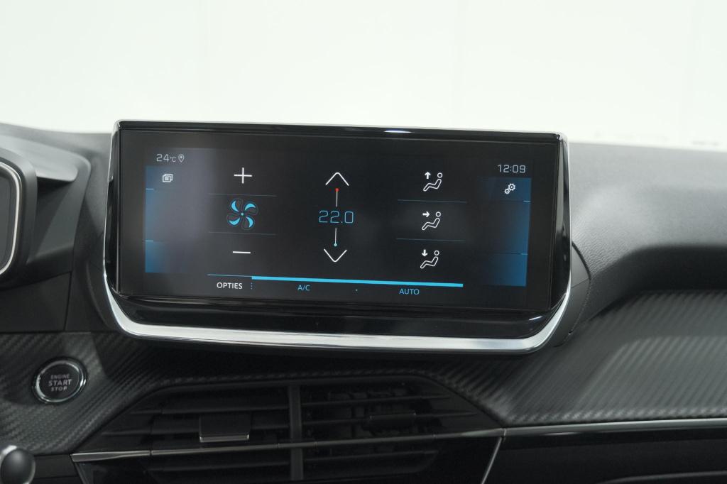 Peugeot 208 puretech 100 allure | trekhaak | camera | apple carplay | navig