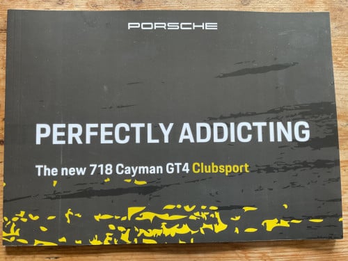 Porsche Cayman GT 4 Clubsport folder