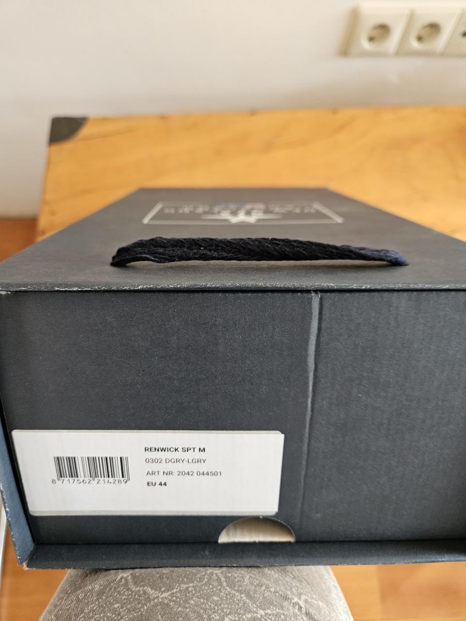 NZA New Zealand Auckland: Nieuwe sneakers